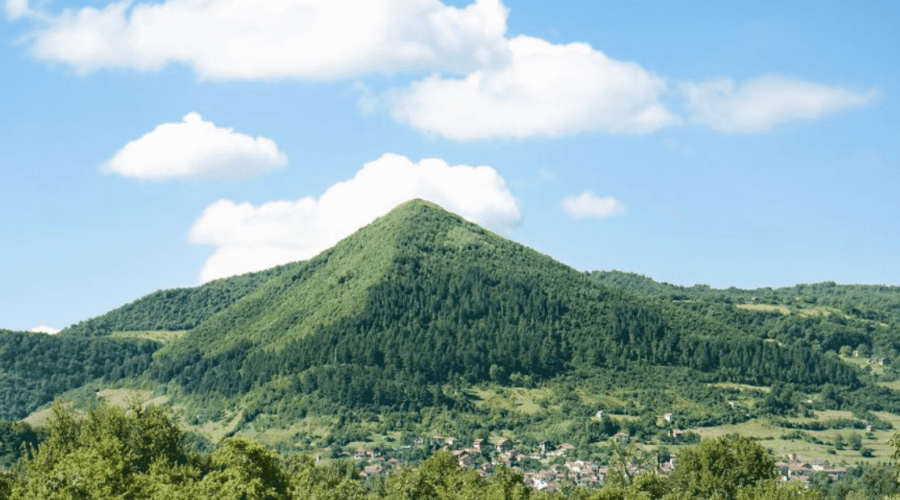 Entdecken Sie das Geheimnis der bosnischen Pyramiden in Visoko