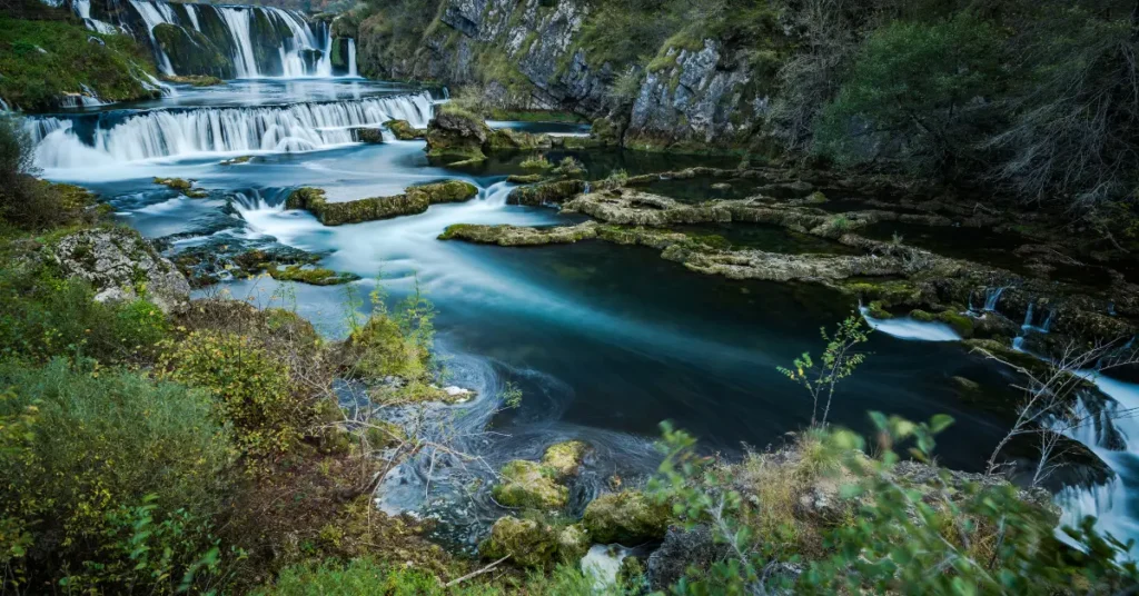 Explore Una National Park for a peaceful holiday