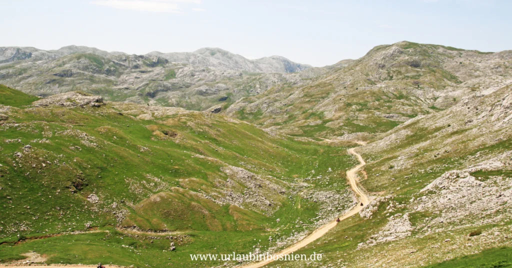 Wandern in Bosnien mit Hund